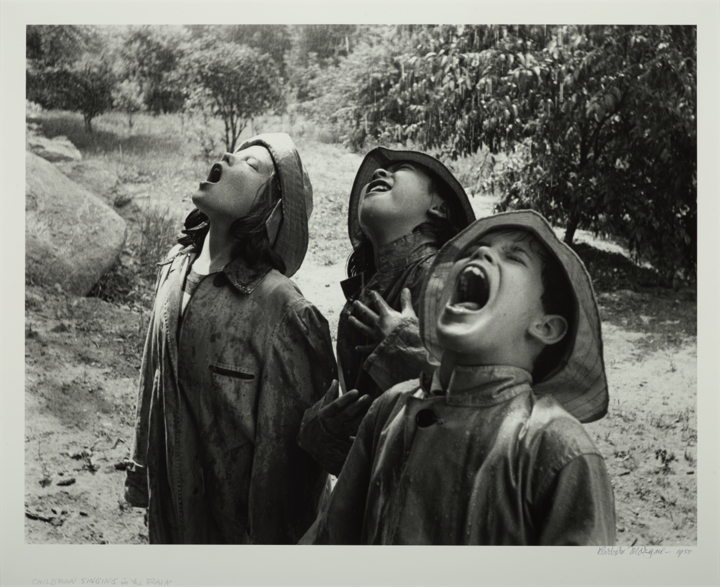 MORGAN, Children Singing in the Rain, 2001_6_11 MORGAN, Children Singing in the Rain, 2001_6_11