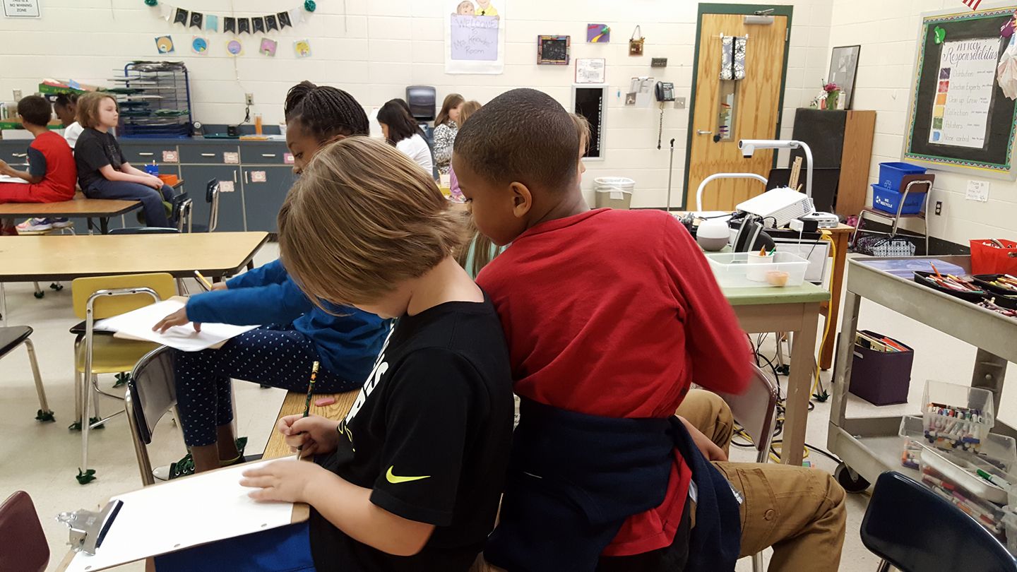 17545602_10154586219812875_663240639403777517_o (1) 5th grade students from A.B. Combs Elementary